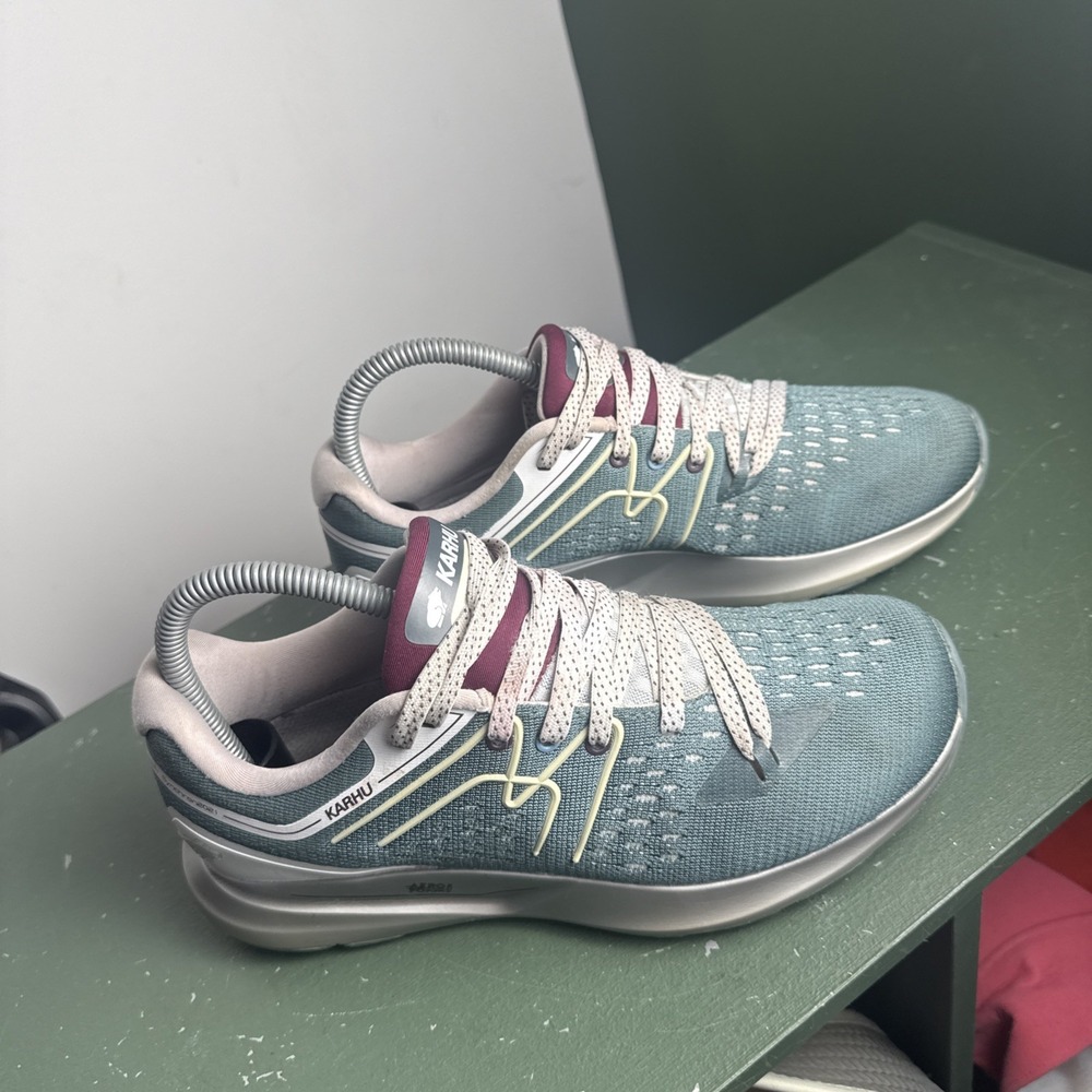 Karhu Synchron 1.5 Women's Blue Running Shoes Sneakers Size 7.5